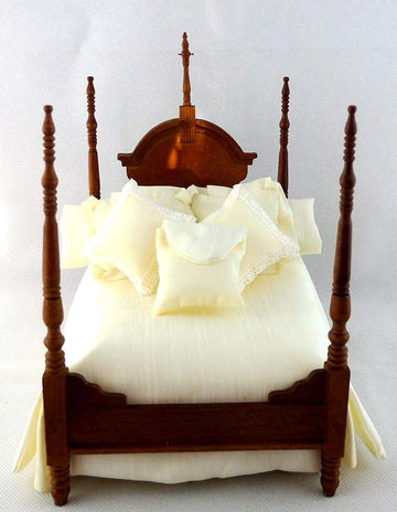 Dollhouse Miniature 1:12 Scale Walnut 4-Poster Bed #T6381