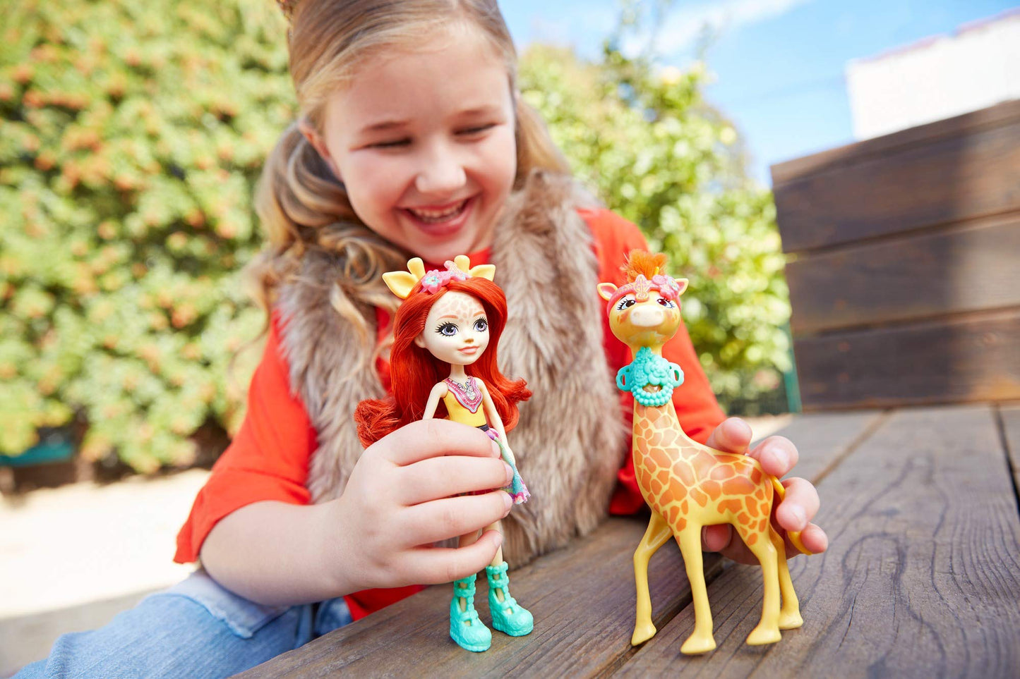 Mattel Enchantimals Doll with Giraffe She Can Ride!