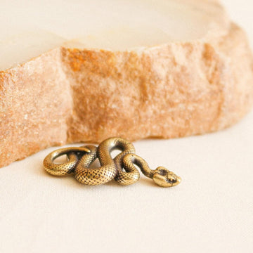 Aorvoras Miniature Snake Figurine, Brass Snake Figurines, Retro Snake Statue Ornament, Dollhouse Miniature Snake, Mini Micro Garden Landscaping