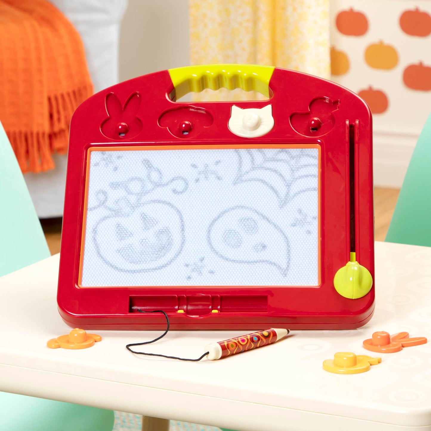 B. toys - Magnetic Drawing Board - 4 Animal Stamps - Portable Sketcher - Creative Toys for Toddlers, Kids - 18+ Months - Toulouse - LapTrec