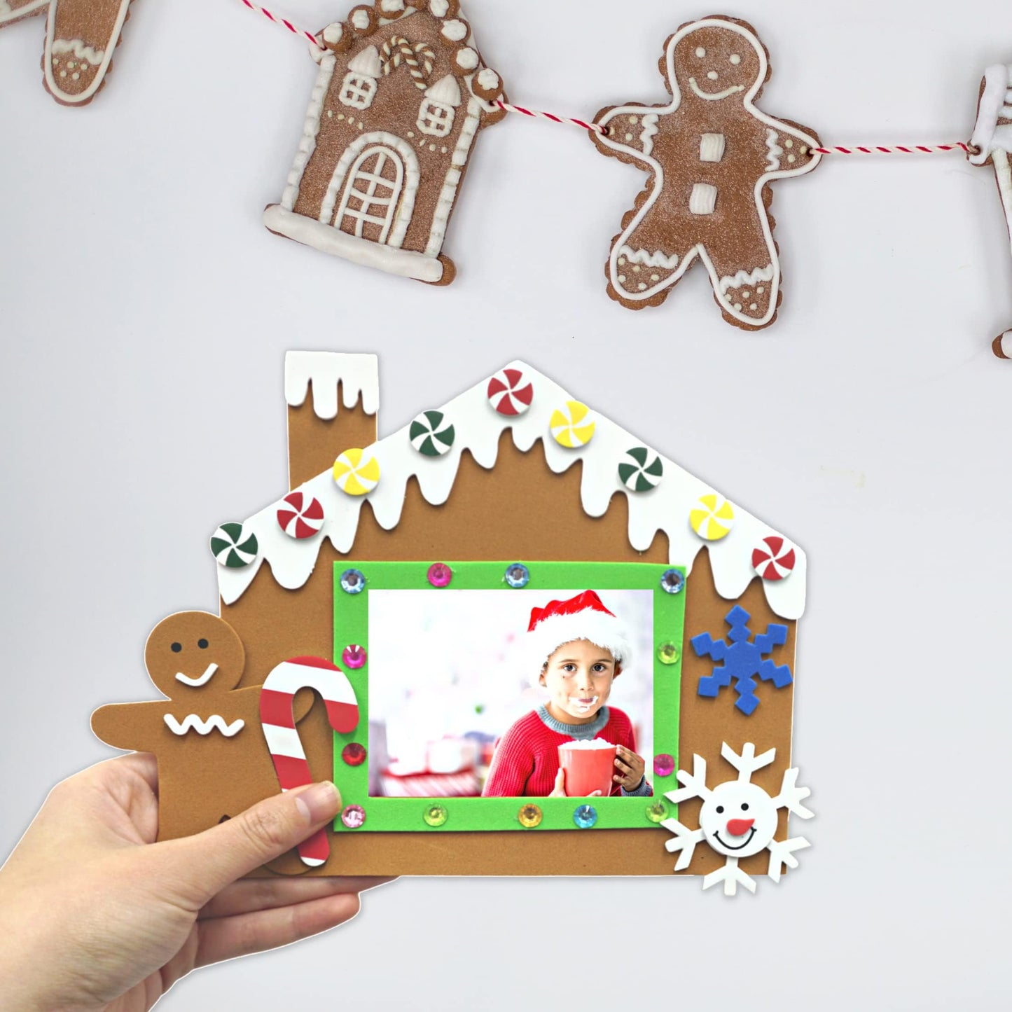 4E's Novelty Foam Gingerbread House Picture Frame Craft (4 Pack) - Self Adhesive Gingerbread House Kit, Christmas Photo Magnet Craft Kits for Kids,DIY
