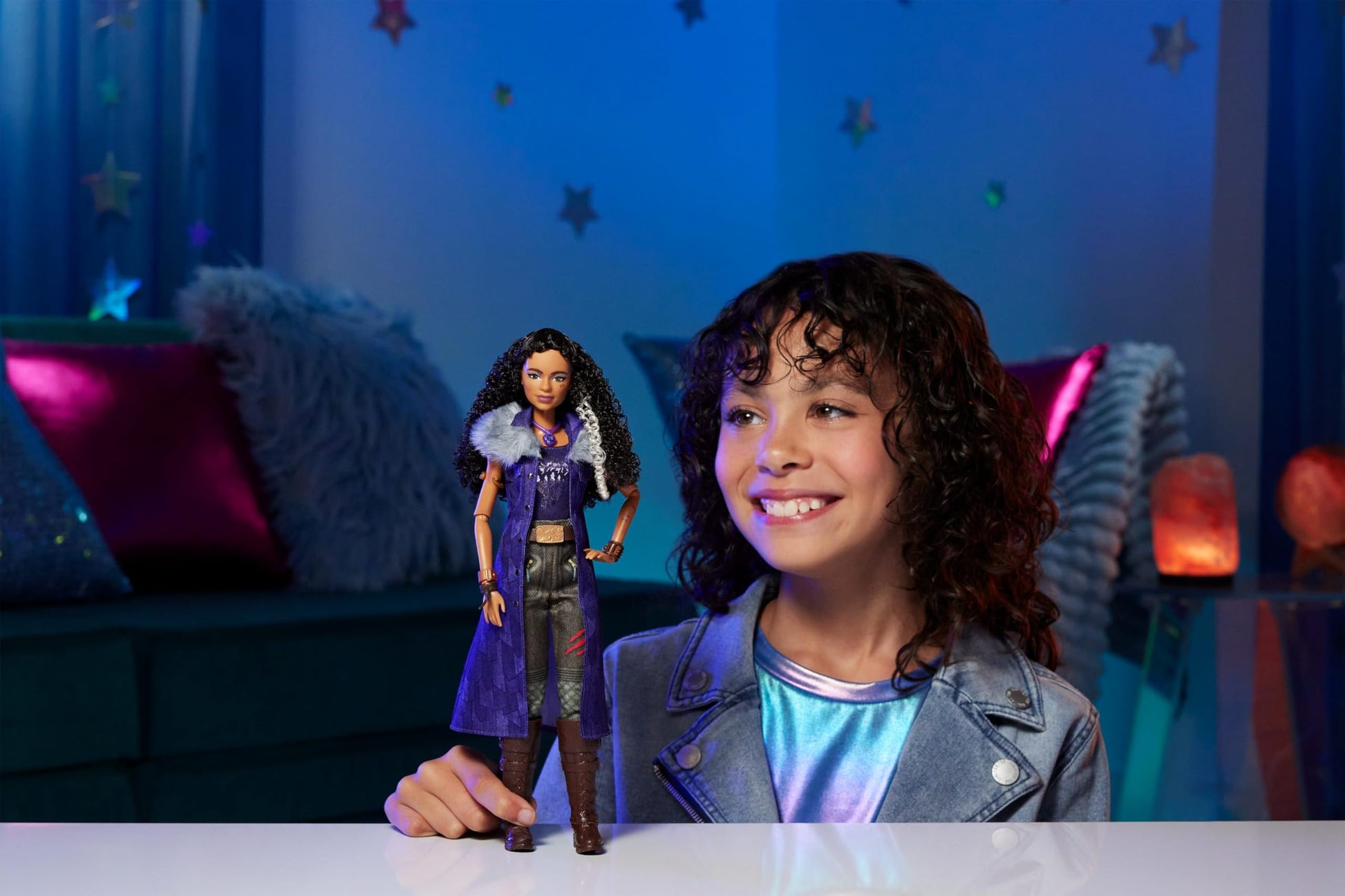 Mattel Disney Zombies 4: Dawn of the Vampires Willa Lykensen Fashion Doll with Removable Outfit & 7 Accessories, Inspired by the Movie