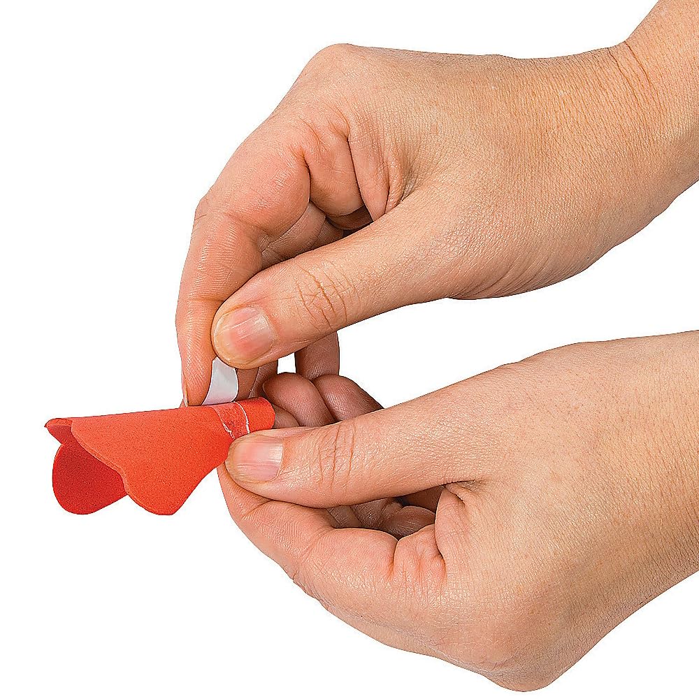Fun Express Handprint Fish Puppet Craft Kit - Makes 12 - Crafts for Kids and Fun Home Activities