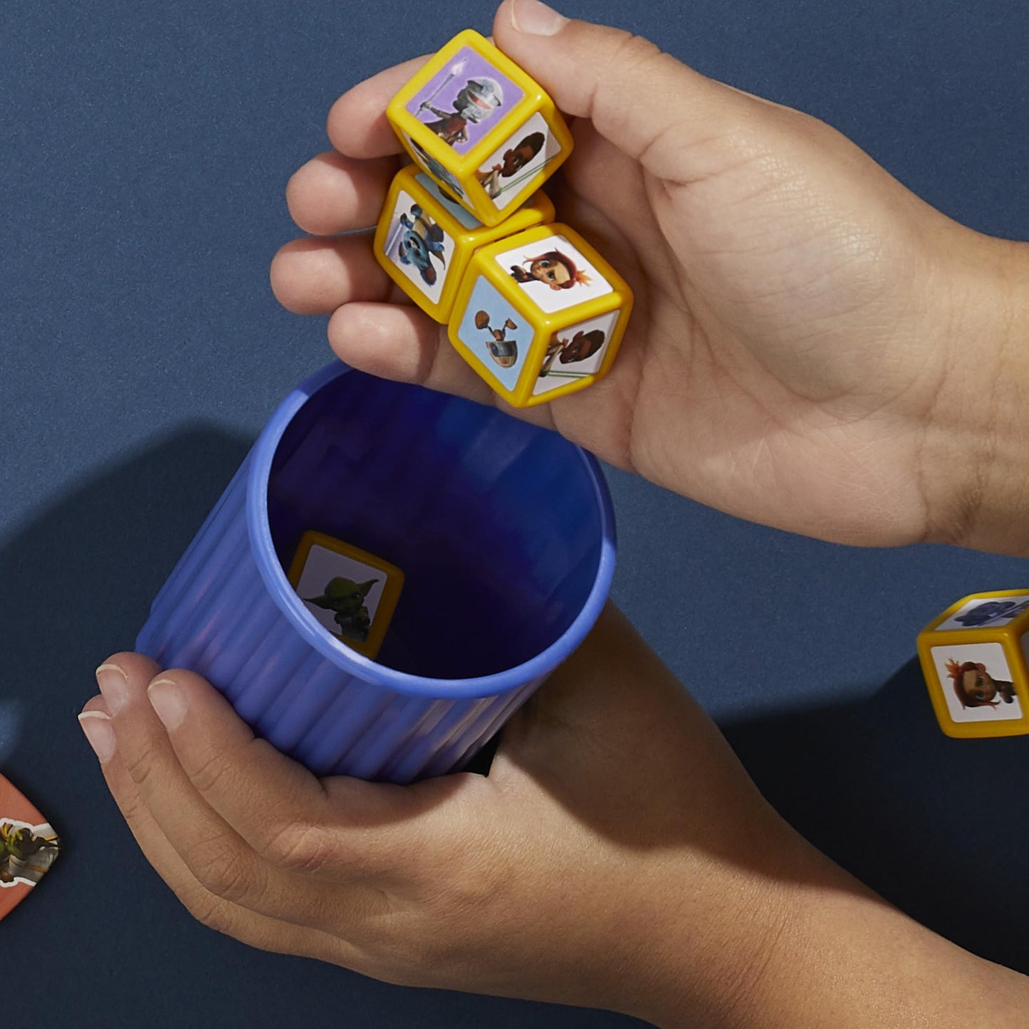 Hasbro Gaming Yahtzee Jr. Star War: Young Jedi Adventures Edition Board Game for Kids | Ages 4+ | 2-4 Players | Counting and Matching Games