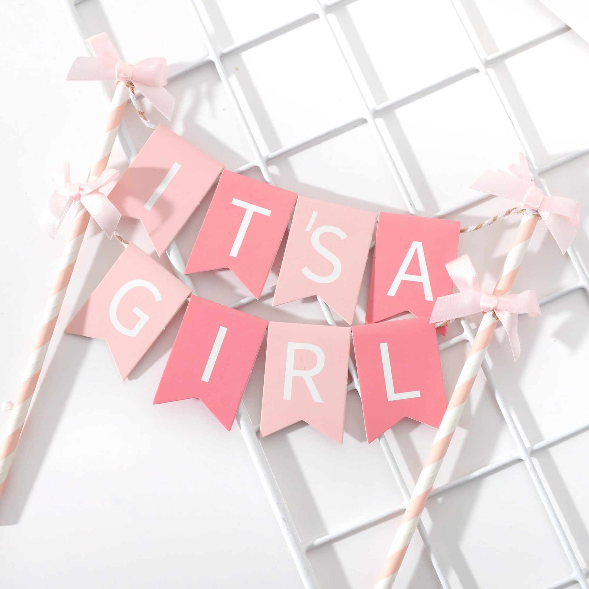 It Is a Girl Cake Topper - Gender Reveal Party Decoration, Pink It’ s a Girl Paper Straw CakeTopper, Baby Shower Cake Topper, BabyGirl Baby Shower