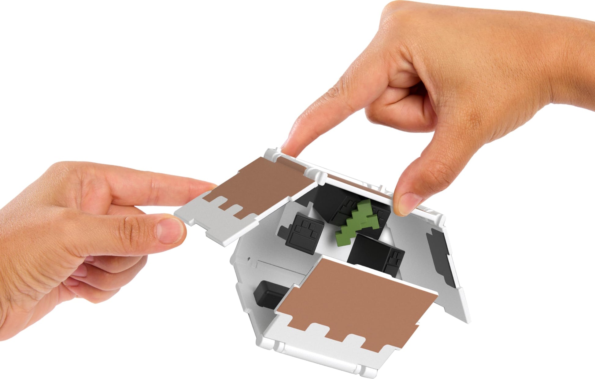 Mattel Minecraft Flippin’ Figs Figures Collection with 2-in-1 Fidget Play, 3.75-in Scale, Large Heads & Pixelated Design