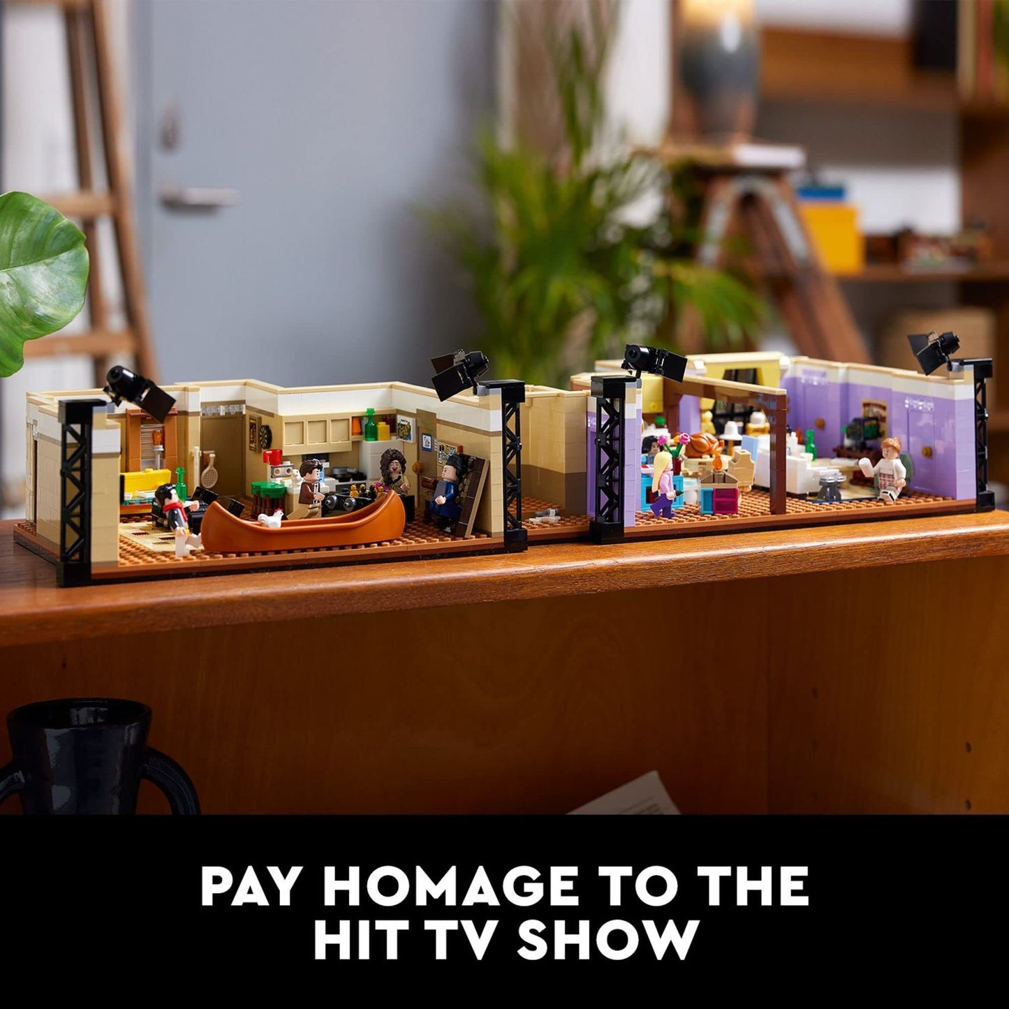 LEGO Icons The Friends Apartments 10292, Friends TV Show Gift from Iconic Series, Detailed Model of Set, Collectors Building Set with 7 Minifigures of