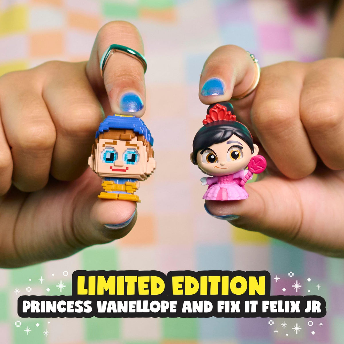Disney Doorables Pixel Perfect Multi Peek, Collectible Disney Toys, Blind Packaging Surprise, Kids Toys for Ages 5 Up by Just Play