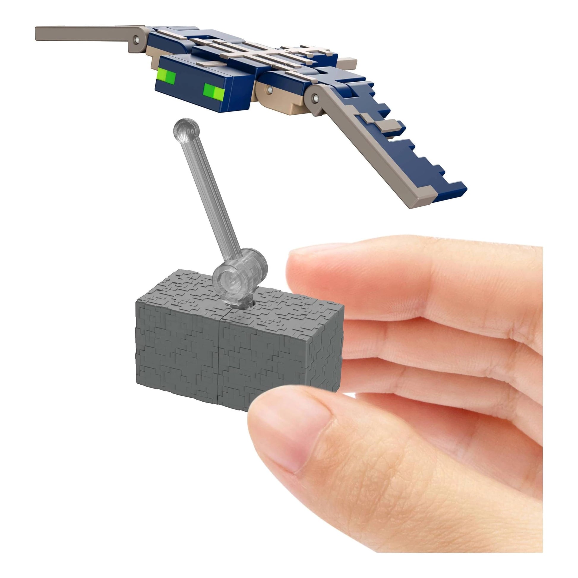 Mattel Minecraft Core Action Figure & Accessories Set, 3.25-inch Scale Phantom Collectible Toy with Pixelated Design