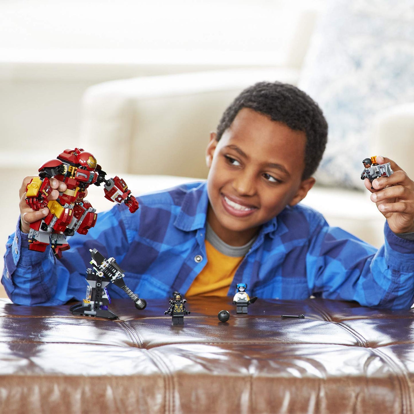 LEGO Marvel Super Heroes Avengers: Infinity War The Hulkbuster Smash-Up 76104 Building Kit features Proxima Midnight, Outrider, and Bruce Banner