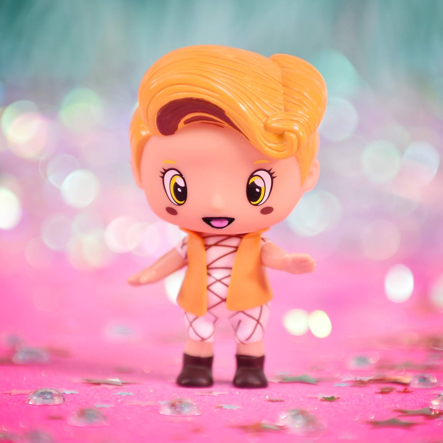 Dairy Queen Lil’ Blizzard Friends - Surprise Doll Inside DQ Blizzard for Girls | Kids Collectible Ice Cream Toy with Accessories | Style May Vary