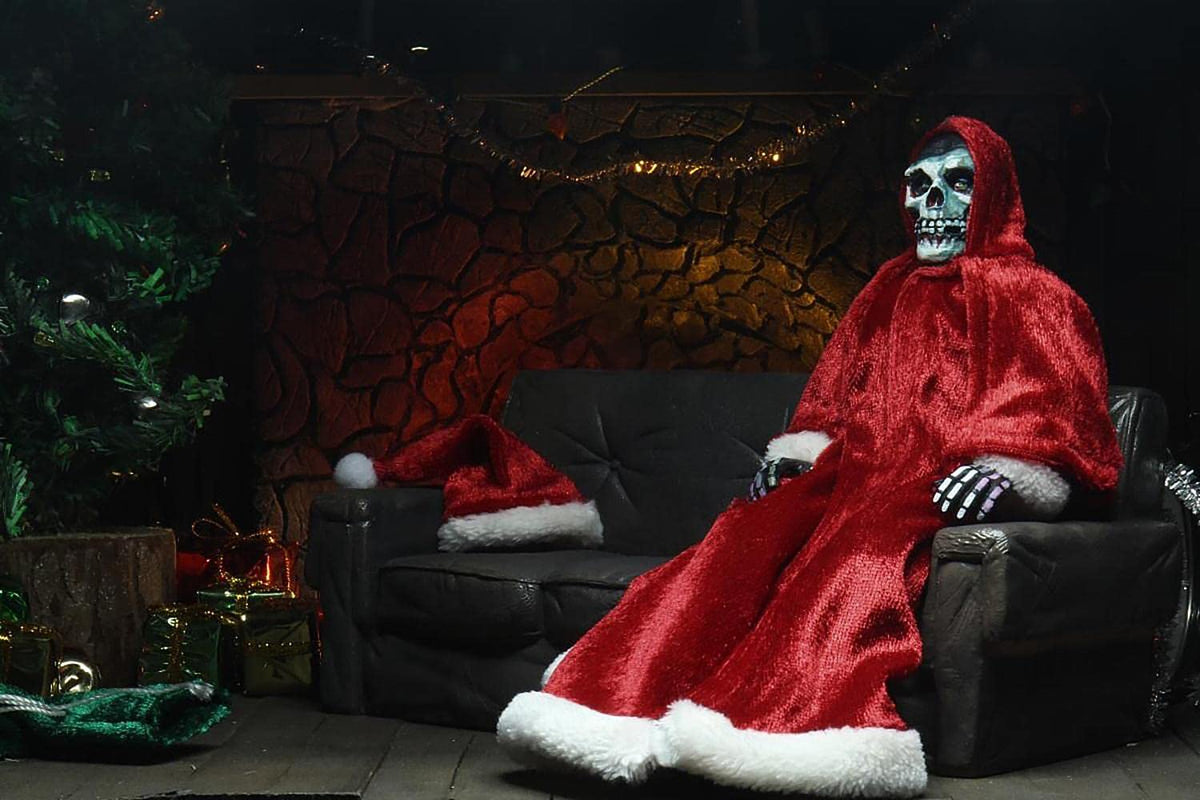 NECA The Misfits - 8" Clothed Figure - Holiday Fiend
