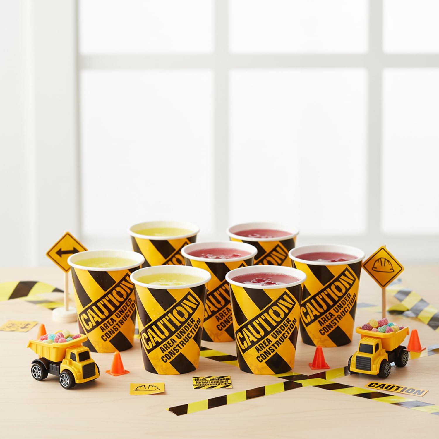 Fun Express - Construction Zone 9oz Cups for Birthday - Party Supplies - Print Tableware - Print Cups - Birthday - 8 Pieces
