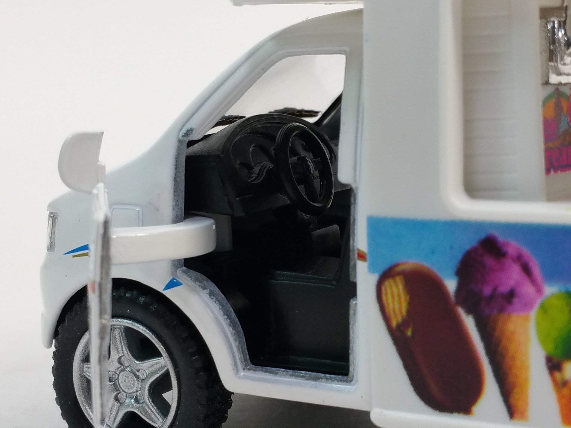 Kinsmart Route 88 Soft Ice Cream Vending Camper 1/43 O Scale Diecast Truck