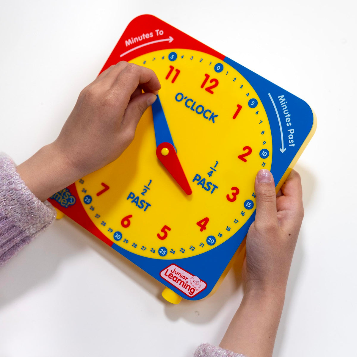 Junior Learning: What's the Time Geared Clock - The Manual Visual Learning Clock, Learn Minutes to & Past, Battery Free, Educational Toy, Kids Ages 5+