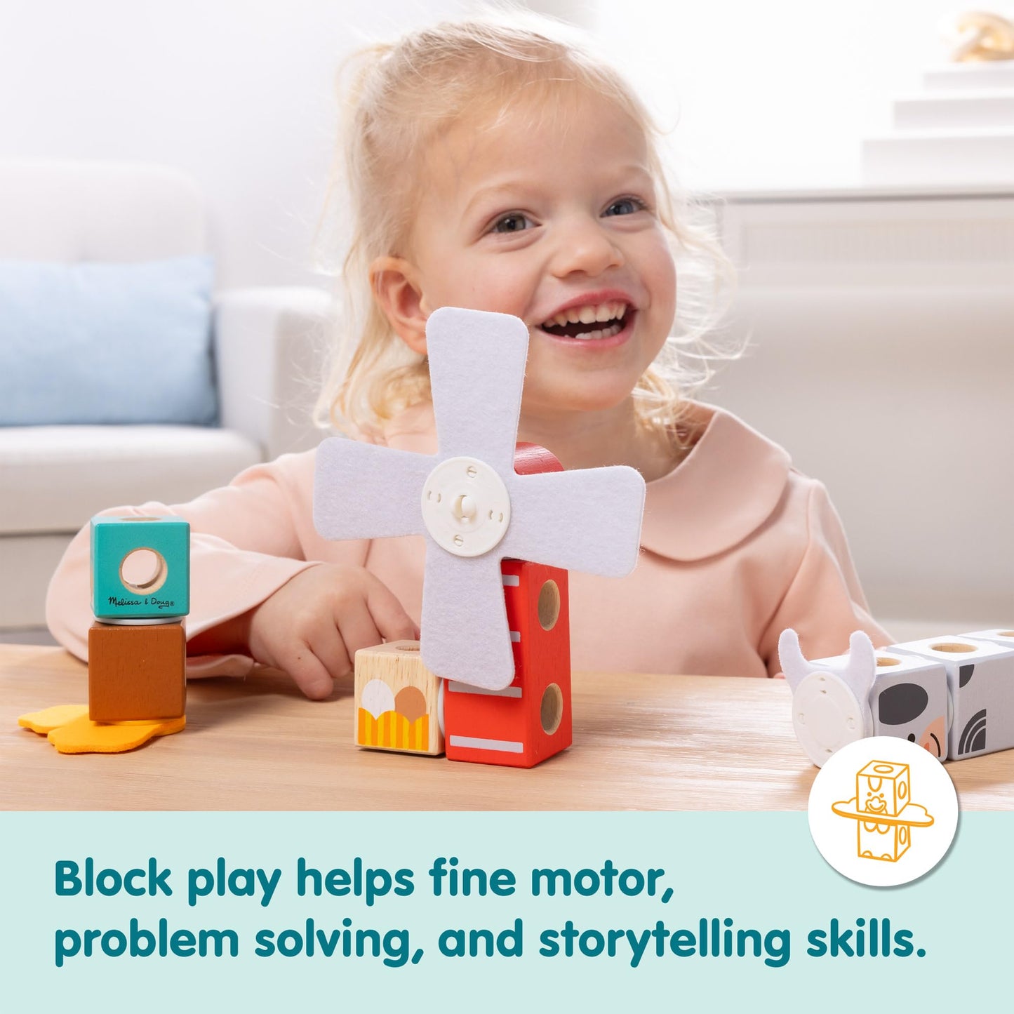 Melissa & Doug Blockables™ Farm Friends Snap and Play, Mix and Match Connectable Wooden Building Blocks Play Set Toy for Preschool Boys and Girls (16