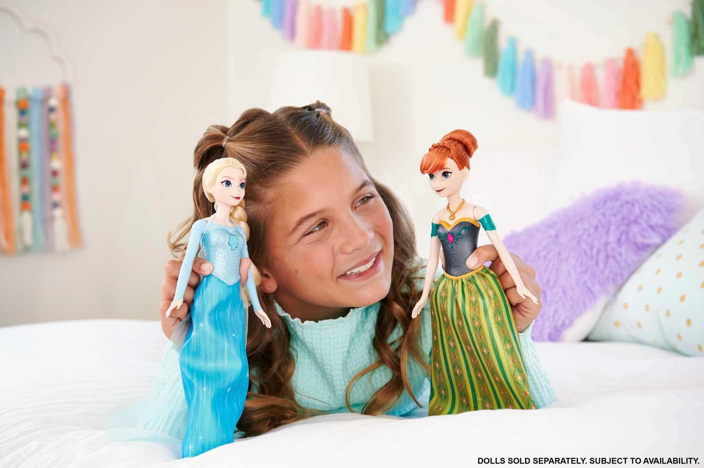 Mattel Disney Frozen Toys, Singing Anna Doll with Signature Clothing, Sings “For the First Time in Forever” from the Movie Frozen