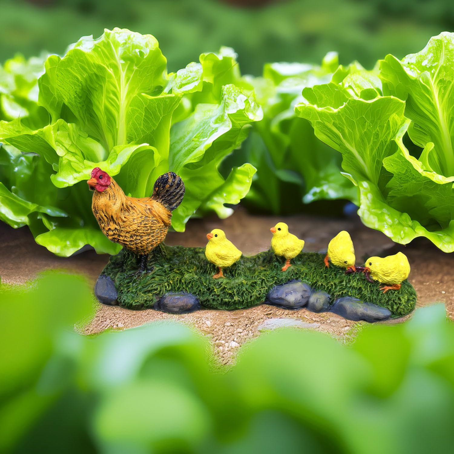 XRI XURUOYI Realistic Hen & Chicks Miniature: Detailed Resin Farm Animal Scene for Dollhouse Countryside, Diorama Display & Collectible Ornament