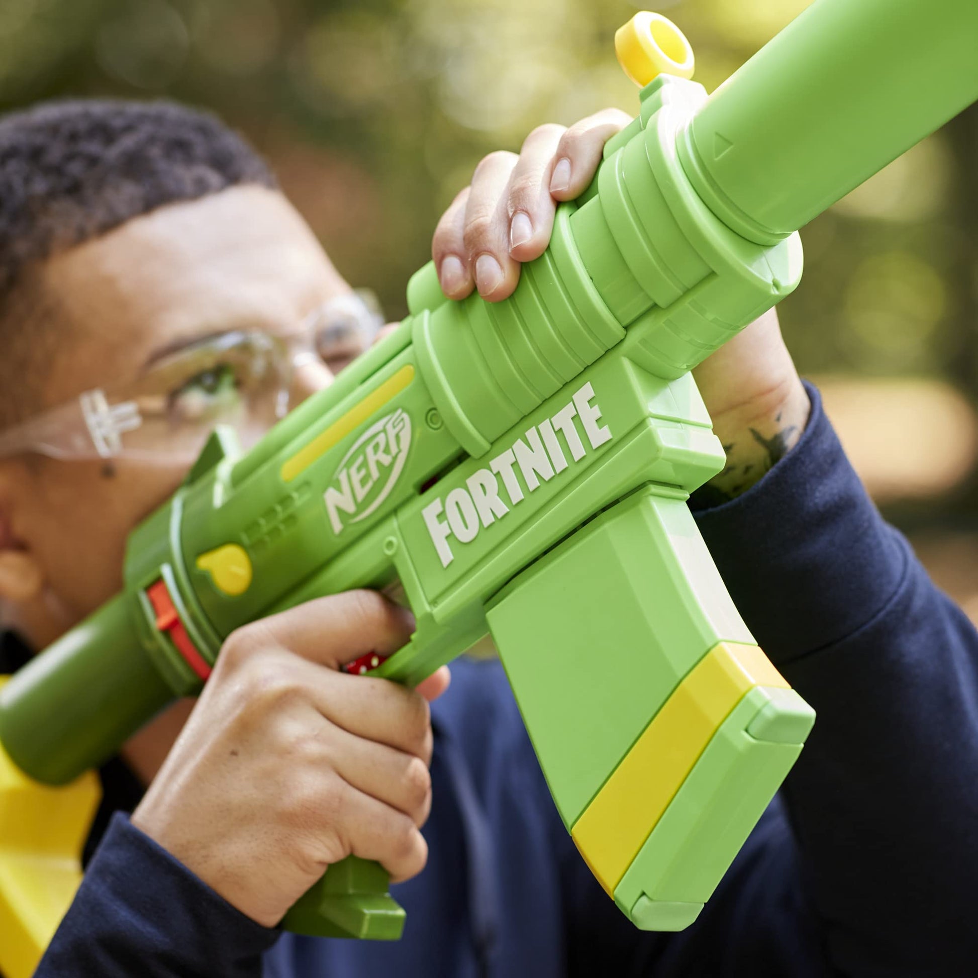 Nerf Fortnite SMG-Zesty Blaster, 10 Nerf Elite Darts, 10-Dart Clip, Removable Stock & Barrel, Fortnite Gifts for Boys & Girls