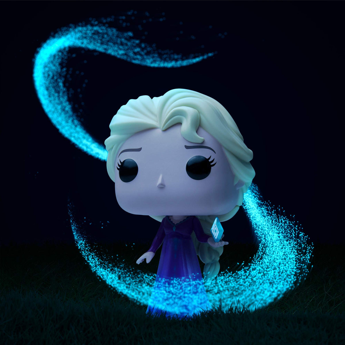 Funko Pop! Disney: Frozen 2 - Elsa, Into The Unknown Nightgown with Ice Diamond Vinyl Figure, Amazon Exclusive
