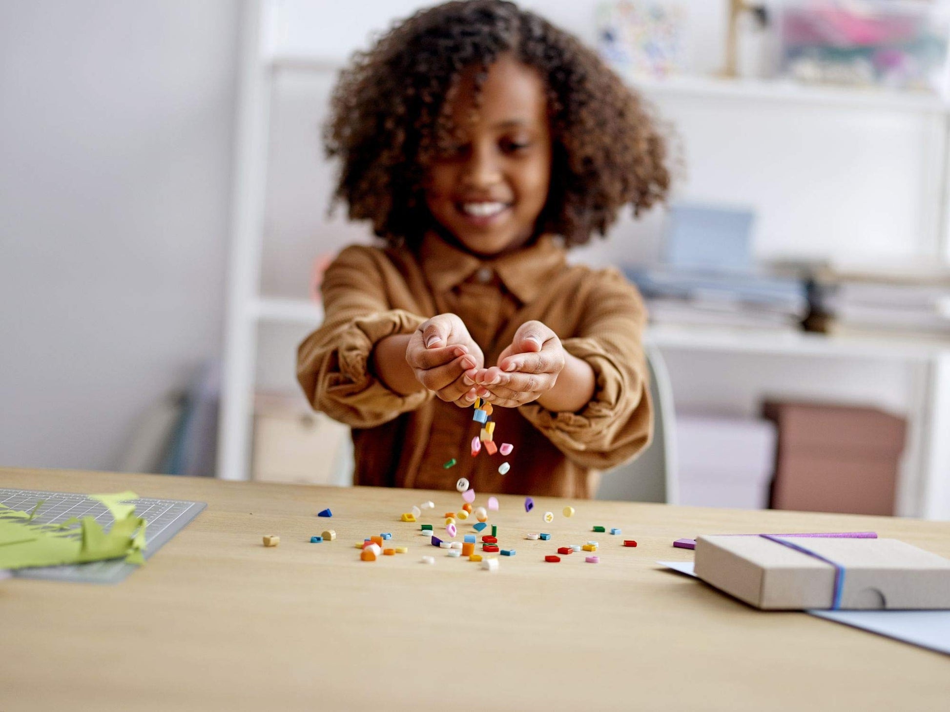 Lego DOTS Extra DOTS - Series 4 41931 DIY Craft and Collectible Decorations Kit; Creative Fun with Tiles; Perfect for Adding to a Child’s Bracelet Kit