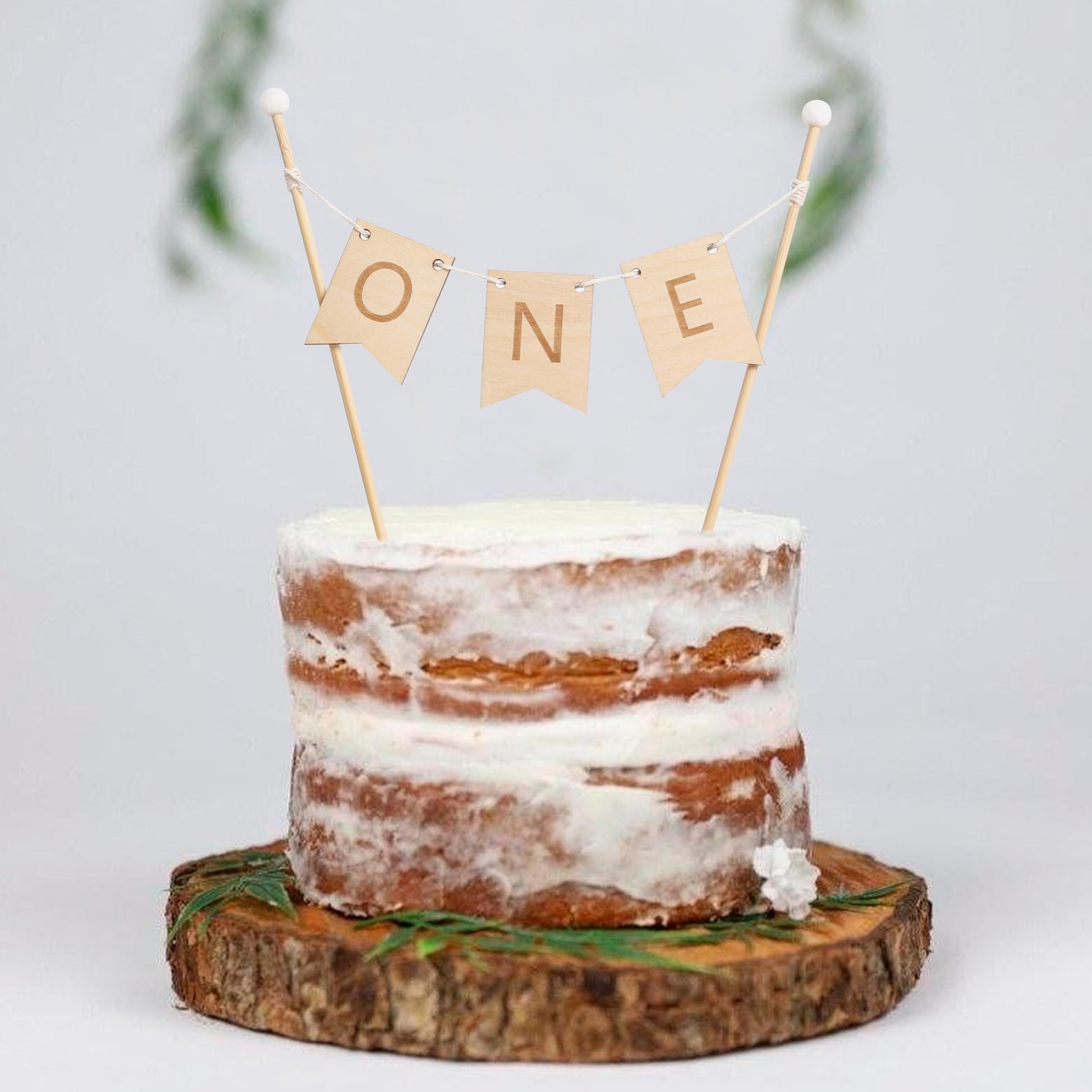 1ST BIRTHDAY CAKE TOPPER - Wooden First Birthday Cake Topper, First Birthday Party Decorations,Photo Props (Natural wood color)