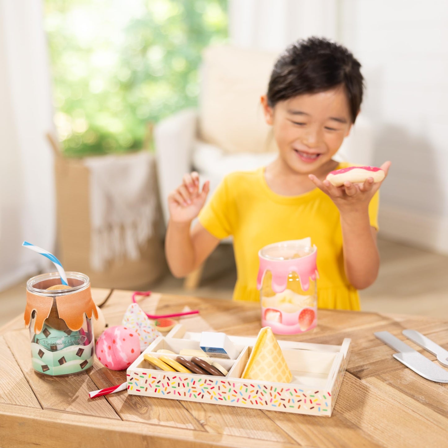 Melissa & Doug Make a Shake - Make a Smoothie in a Jar with the Reusable Pretend Food Set for Boys and Girls Ages 3+