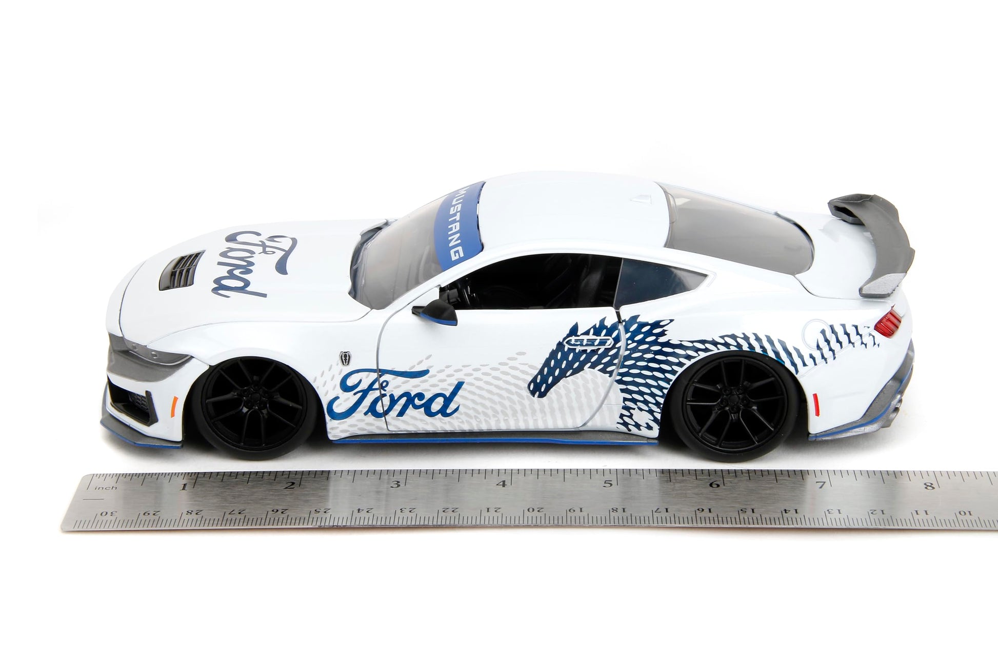 Jada Big Time Muscle 1:24 2024 Ford Mustang GT Dark Horse Die-Cast Car, Toys for Kids and Adults(White with Blue Horse Deco)