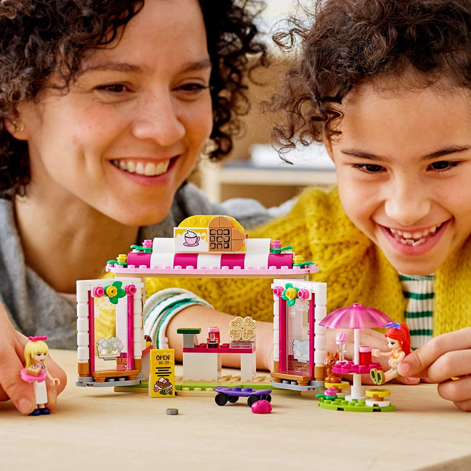LEGO Friends Heartlake City Park Café 41426 Building Toy, Outdoor Café Set Inspires Role Play and Includes 2 Buildable Mini-Doll Figures, Great Gift