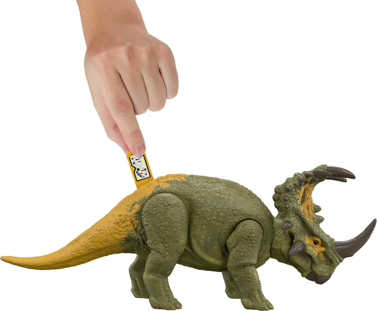 Mattel Jurassic World Dominion Roar Strikers Dinosaur Action Figure with Roaring Sound & Attack Action, Sinoceratops Dino Toy Includes Downloadable