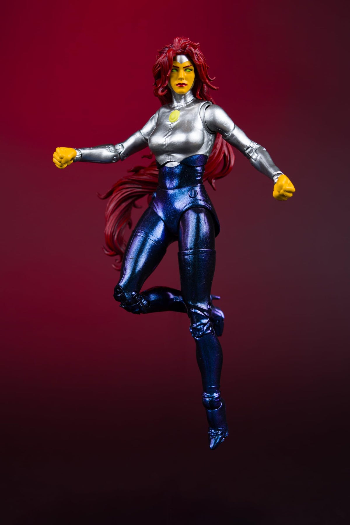 McFarlane Toys- DC Direct Blackfire (The New Teen Titans) 7in Action Figure Digital Collectible