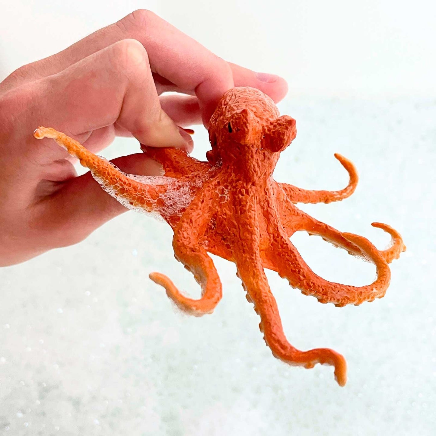 Safari Ltd. Octopus Figurine - Detailed 5" Plastic Model Figure - Fun Educational Play Toy for Boys, Girls & Kids Ages 3+