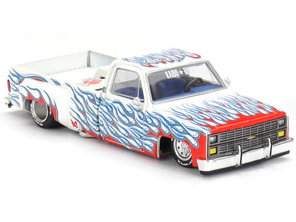 Chevrolet Silverado Dually on Fire V2 - KAIDO HOUSE Mini GT - Scala 1/64