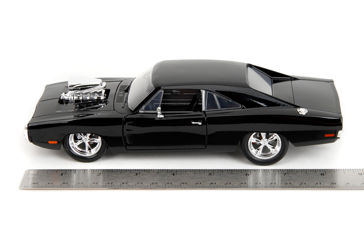 Jada Toys Fast & Furious 1970 Dodge Charger Die-Cast Car - 1:24 Scale, Highly Detailed Fast & Furious Movie Replica, Collectible Model, for Ages 8+