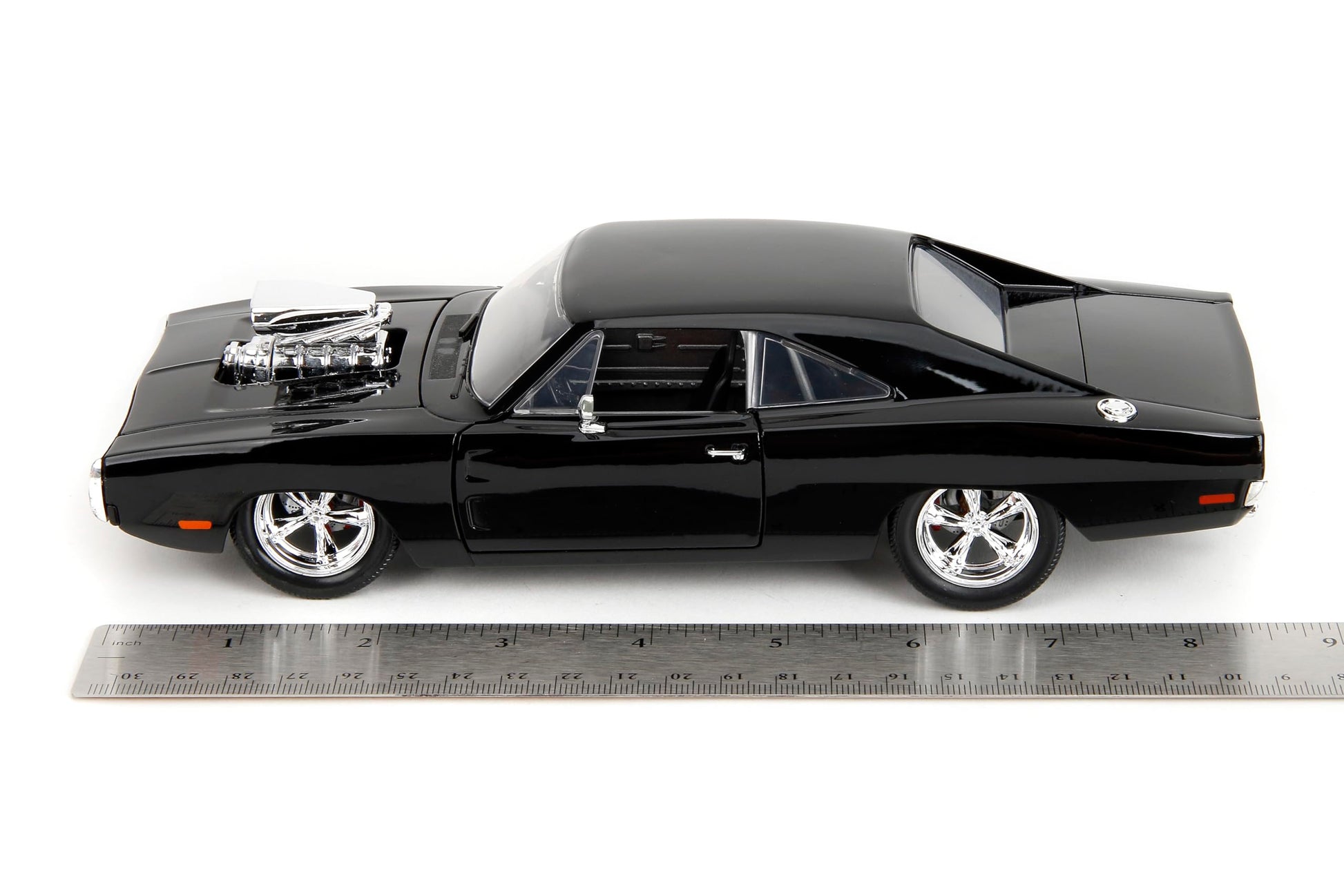 Jada Toys Fast & Furious 1970 Dodge Charger Die-Cast Car - 1:24 Scale, Highly Detailed Fast & Furious Movie Replica, Collectible Model, for Ages 8+