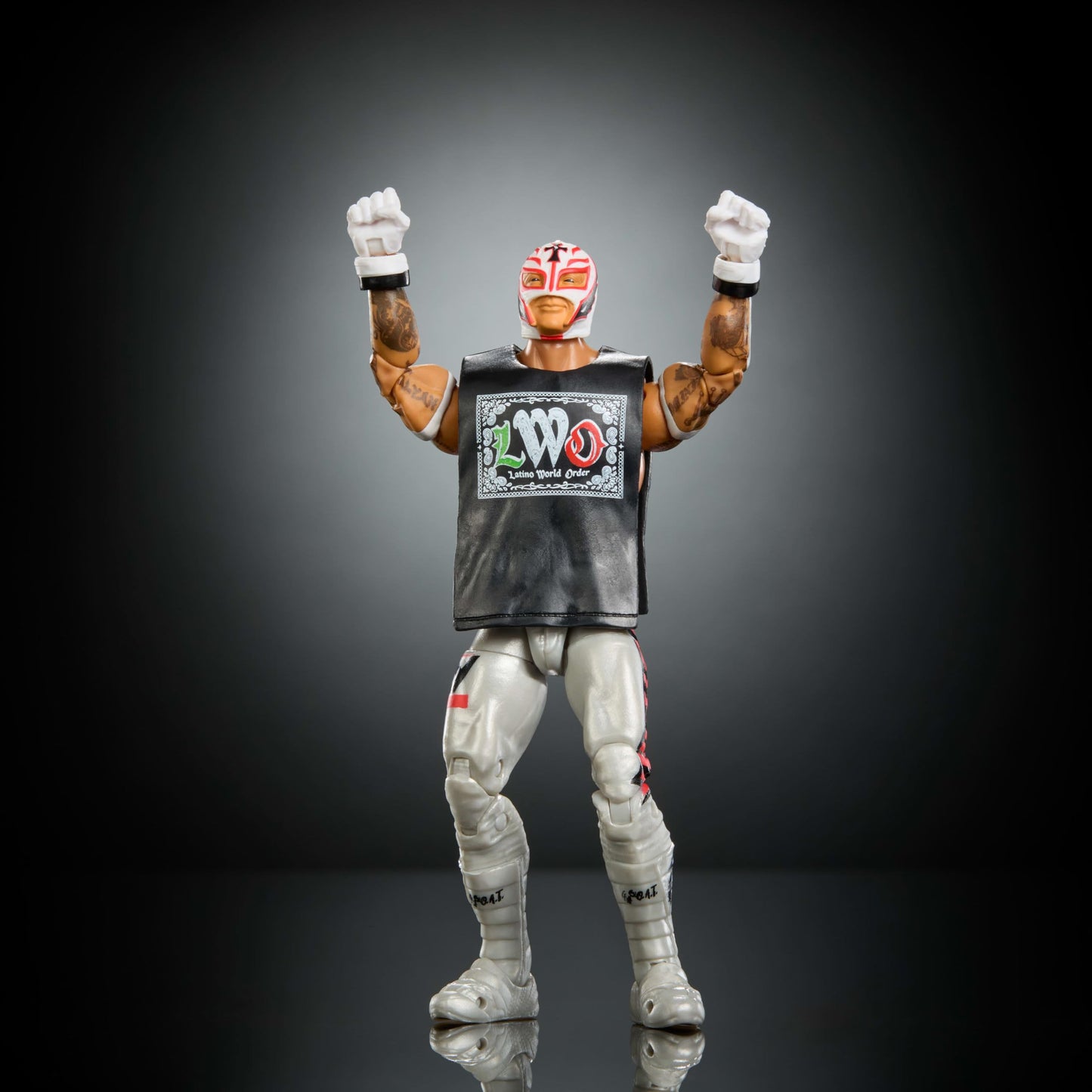 Mattel WWE Elite Action Figure & Accessories, Series #125 Set, 6-inch Collectible Rey Mysterio with 25 Articulation Points & Swappable Hands