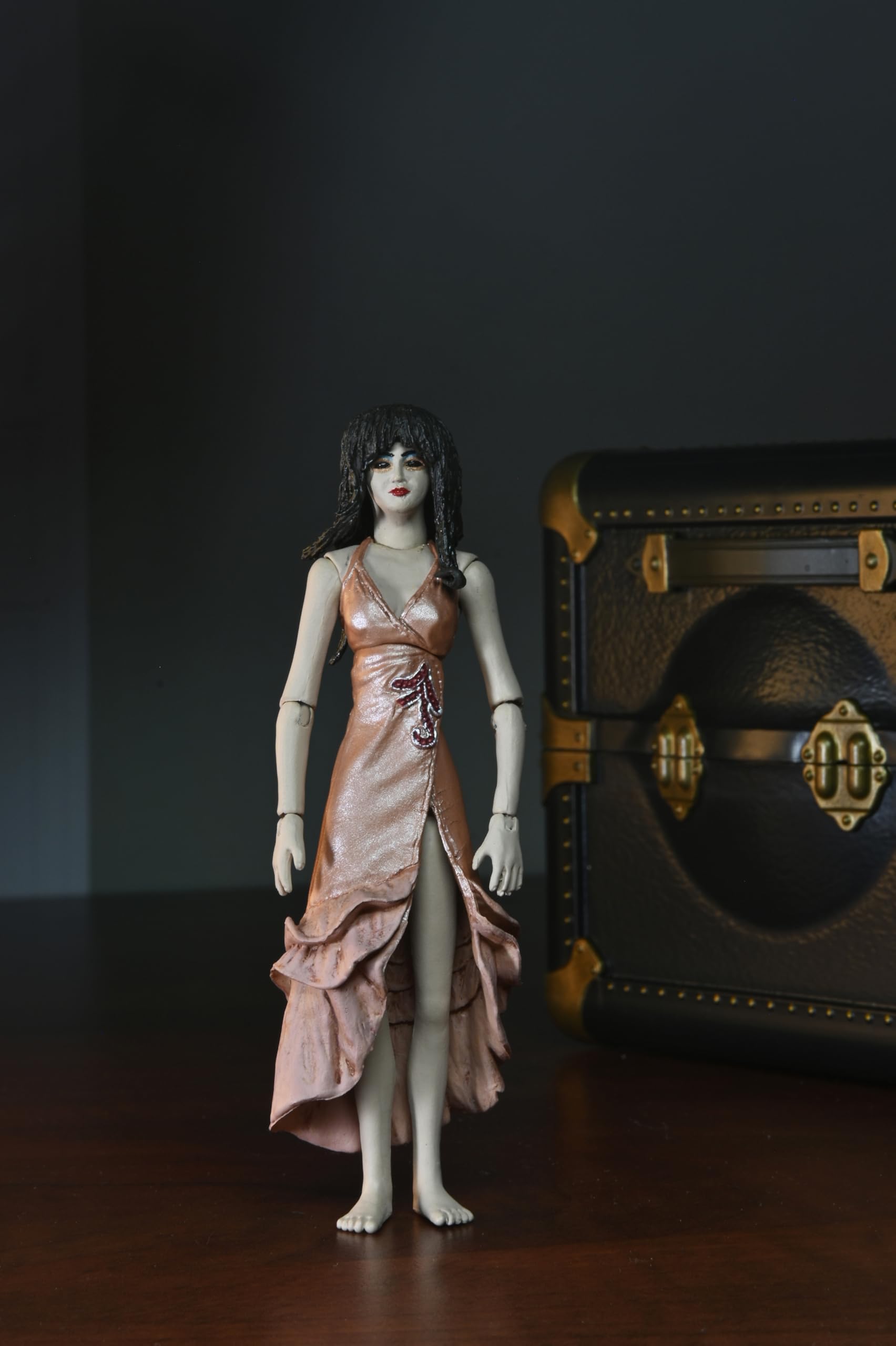 NECA - Puppet Master - 7" Scale Action Figure - Leech Woman and Toulon's Puppet