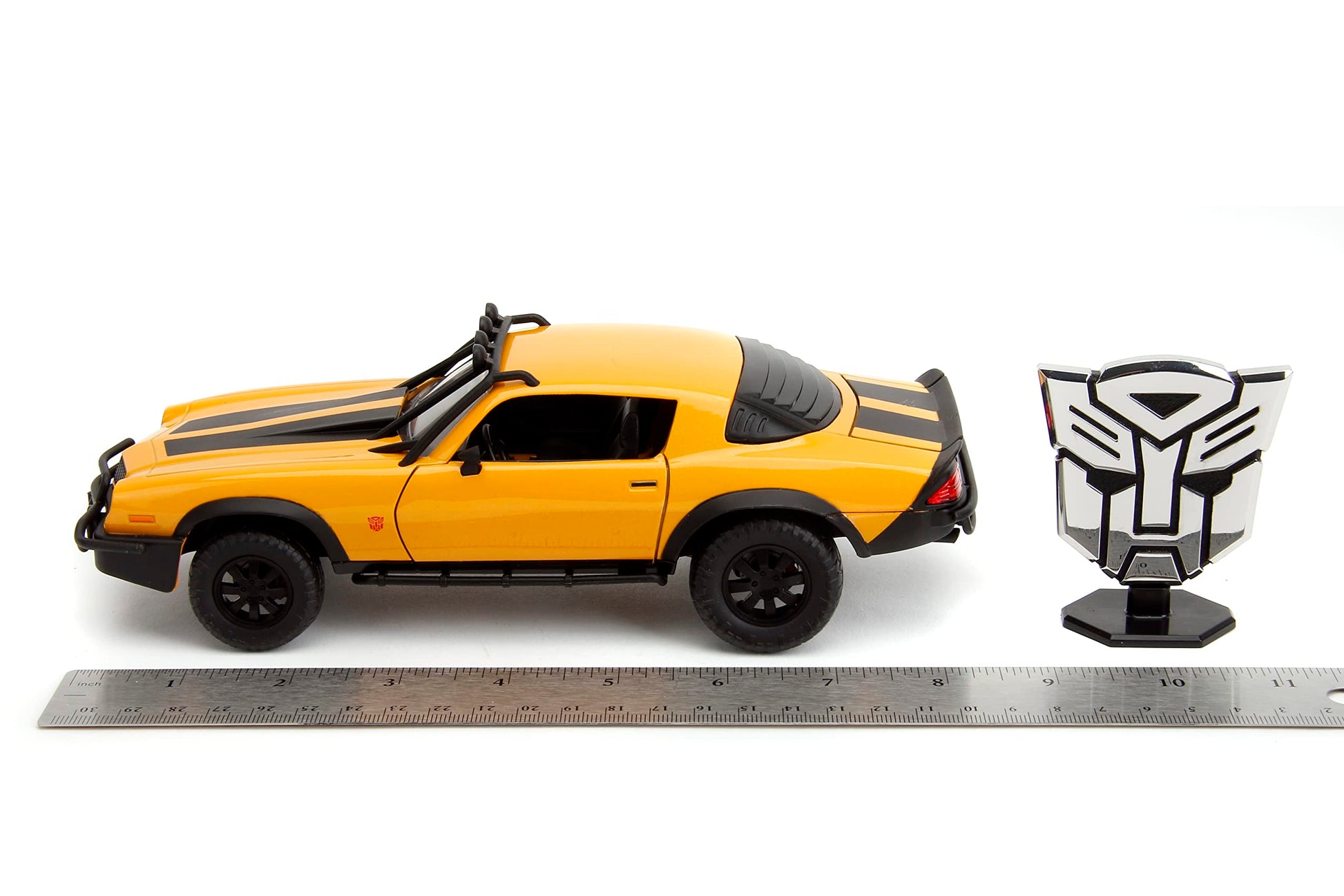 Jada Transformers Rise of The Beast 1:24 1977 Chevy Camaro Bumblebee & Badge Die-Cast Car, Toys for Kids and Adults