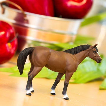 Safari Ltd. American Quarter Horse Gelding Figurine - Lifelike 5" Model Figure - Educational Toy for Boys, Girls, and Kids Ages 3+