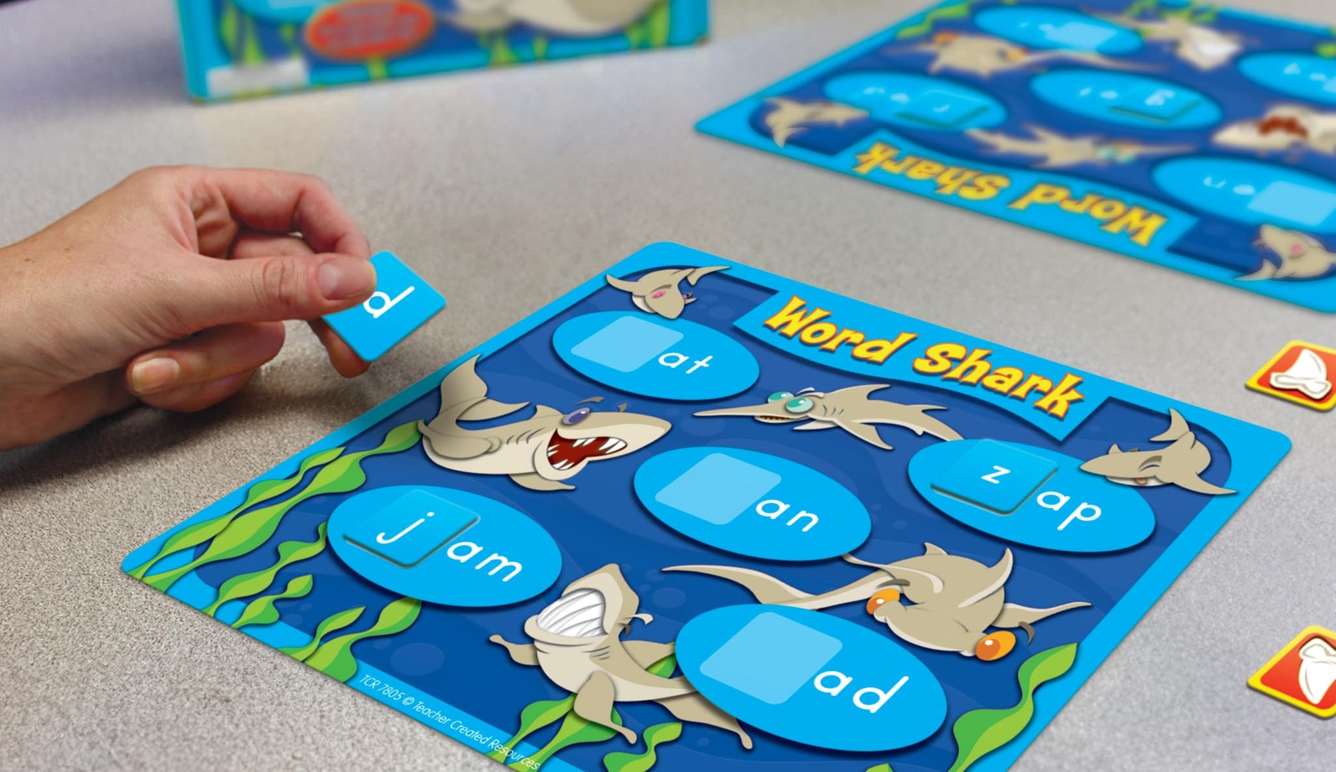 Teacher Created Resources Word Shark: Short Vowels Game (TCR7805)