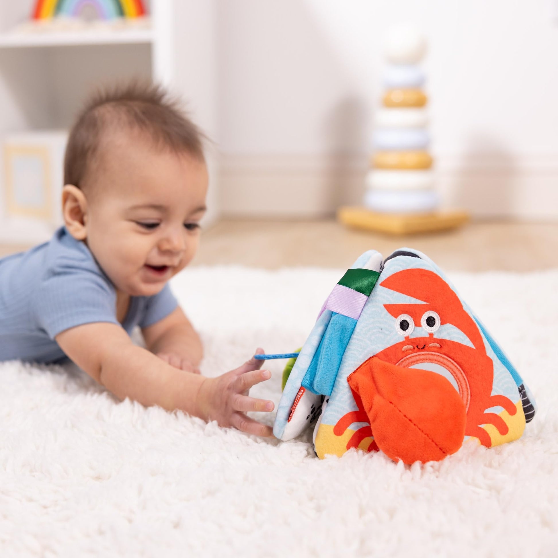 Melissa & Doug Ocean Tummy Time Triangle Infant Baby Toy, Soft Sensory Toy with Textures, Mirror, for Newborns to Ages 6 Months