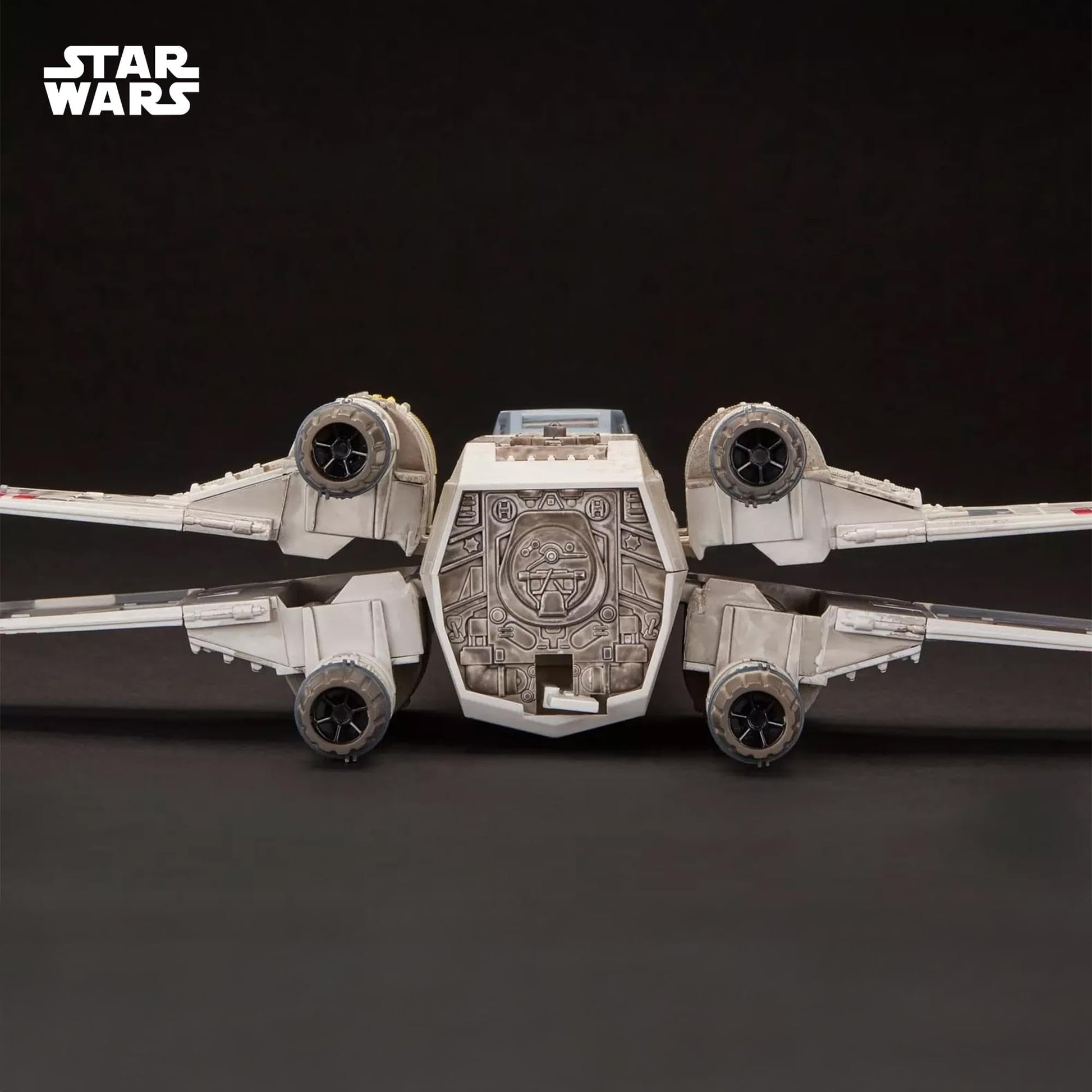 STAR WARS Luke Skywalker Red 5 X-Wing 3.75-Inch Scale Action Figure Vehicle