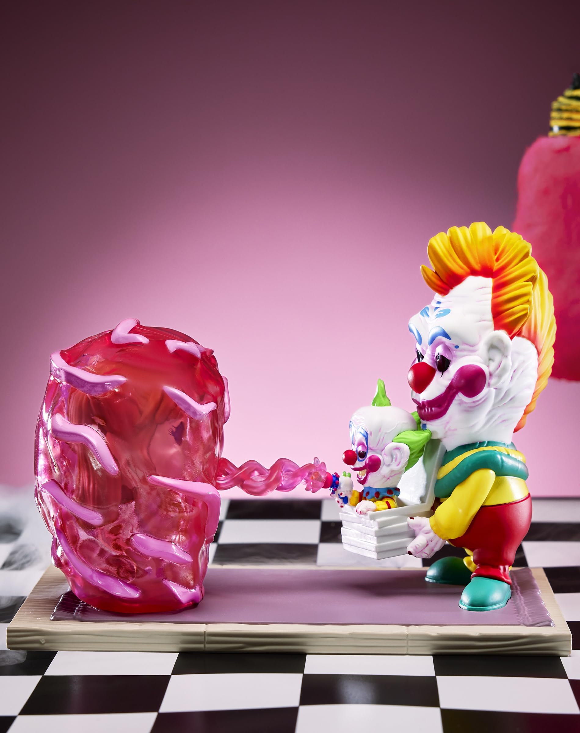 Funko Spirit Halloween Killer Klowns from Outer Space Bibbo with Shorty in Pizza Box Movie Moment POP! Figure