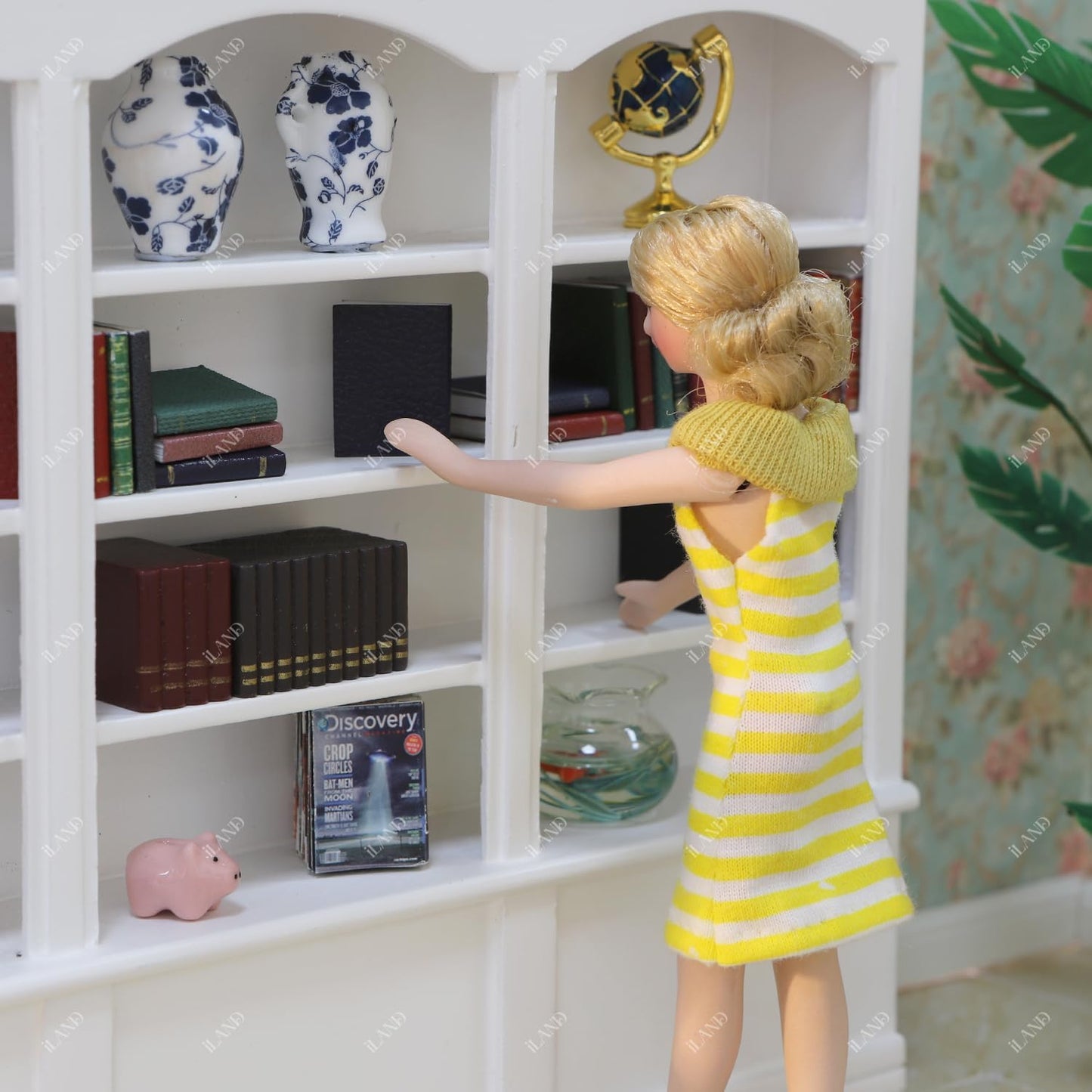 iLAND Dollhouse Bookshelf 1/12 Scale Dollhouse Furniture Mini Wooden Bookshelf for Miniature Books Mini Bookcase 1/12 Scale Accessories Mini Library