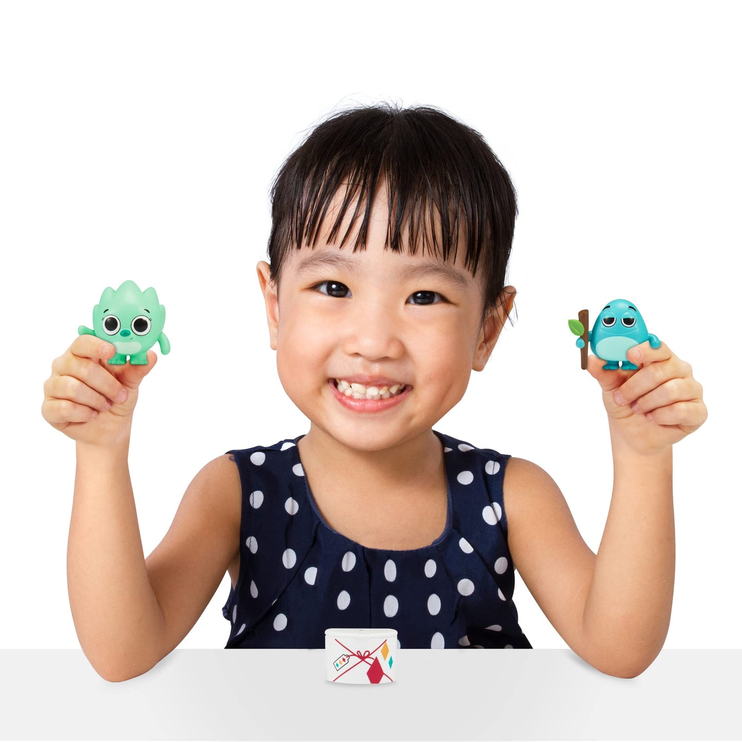 Pikwik Pack Suki with Grandpa Grok and Tibor with Farmer Frances Figure 2-Pack Bundle,Multi,37143