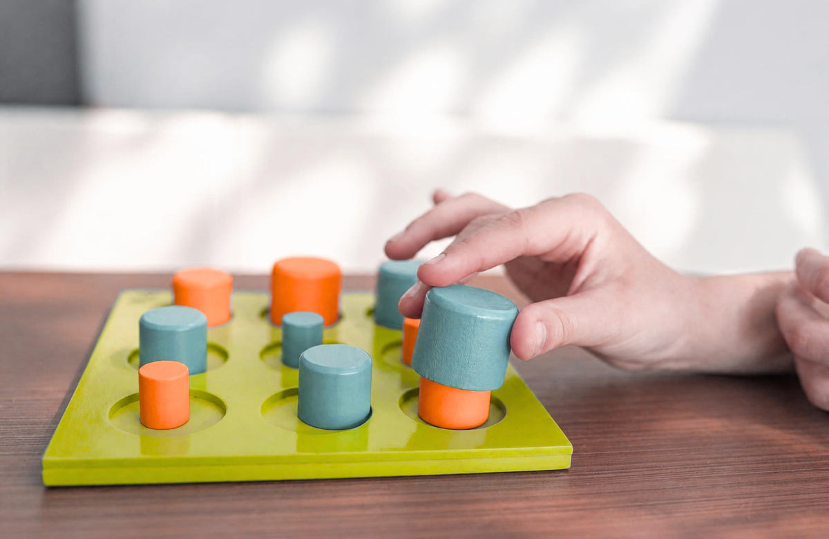 Gobblers on the Go! Portable Wooden Tic-Tac-Toe Board Game, 2 Players, Ages 5+
