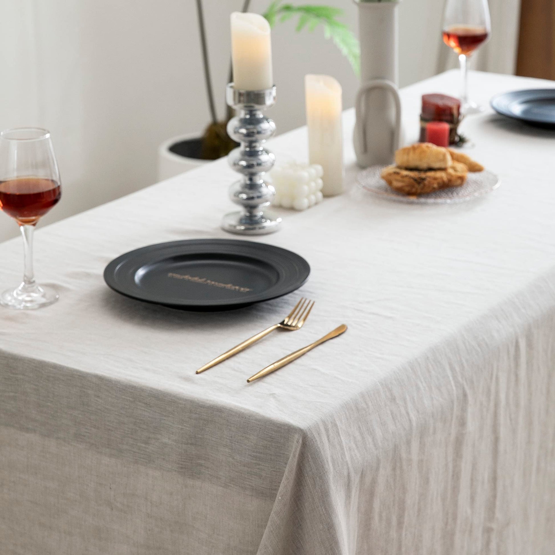 EVERLY 100% Pure Linen Rectangle Tablecloths 108Lx60WInch for Dining,Buffet Parties,Picnic,Events,Weddings and Restaurants,Decorative