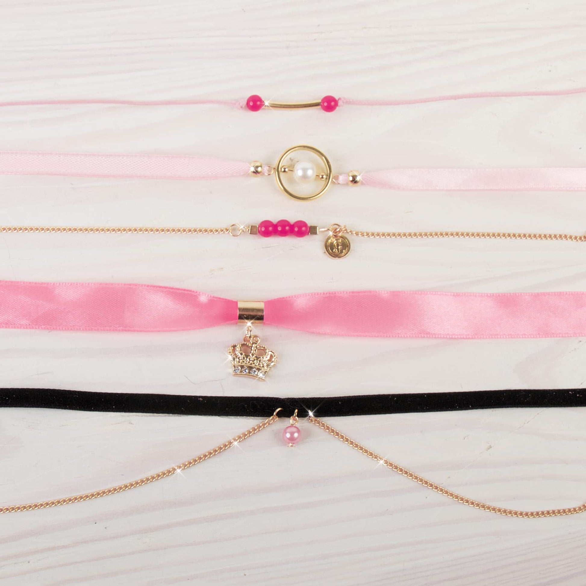 Make It Real Juicy Couture: Chokers & Charms Kit - Create 7 Unique Necklaces, 102 Pieces, 7 Trendy Chokers, 6 Juicy Charms, Tweens & Girls, Elastic