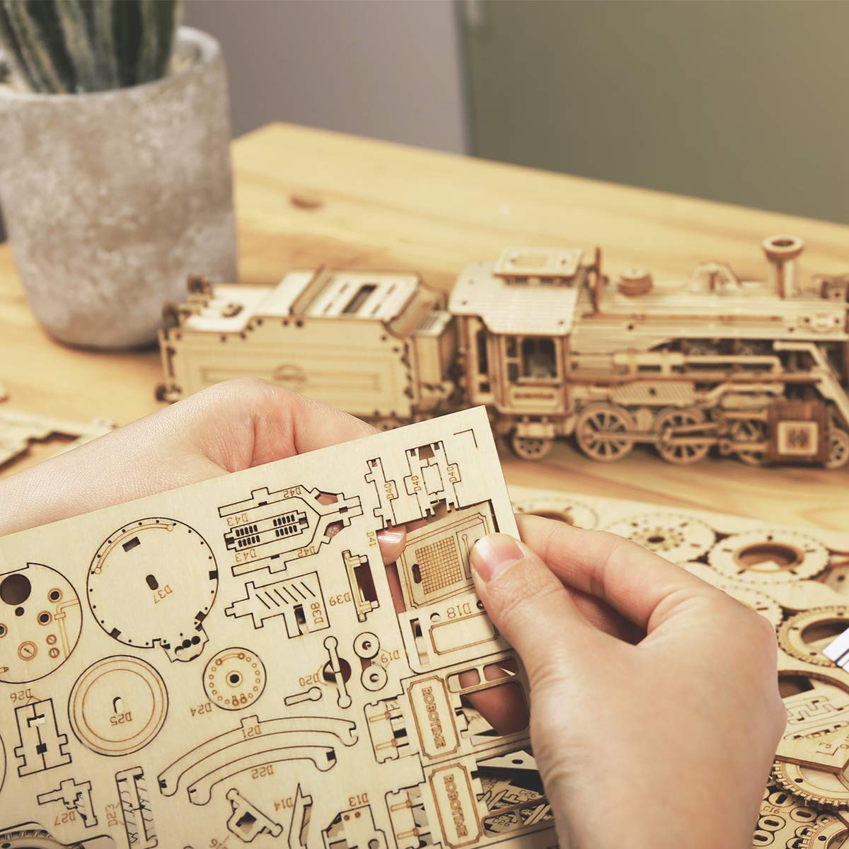 ROKR Model Car Kits Wooden 3D Puzzles Model Building Kits for Adults to Build-Educational Brain Teaser Assembly Model, Desk Decor/DIY Hobbies/Gifts