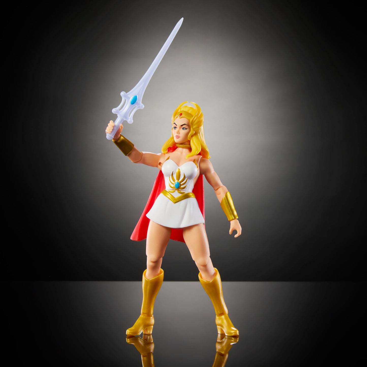 Masters of the Universe Origins Action Figure She-Ra Cartoon Collection, 5.5-inch 1980s TV Heroine, Princess of Power Detailed Design & Accessories